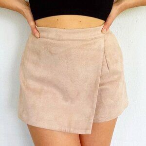 Missguided tan nude suede mini layered skirt shorts size 4